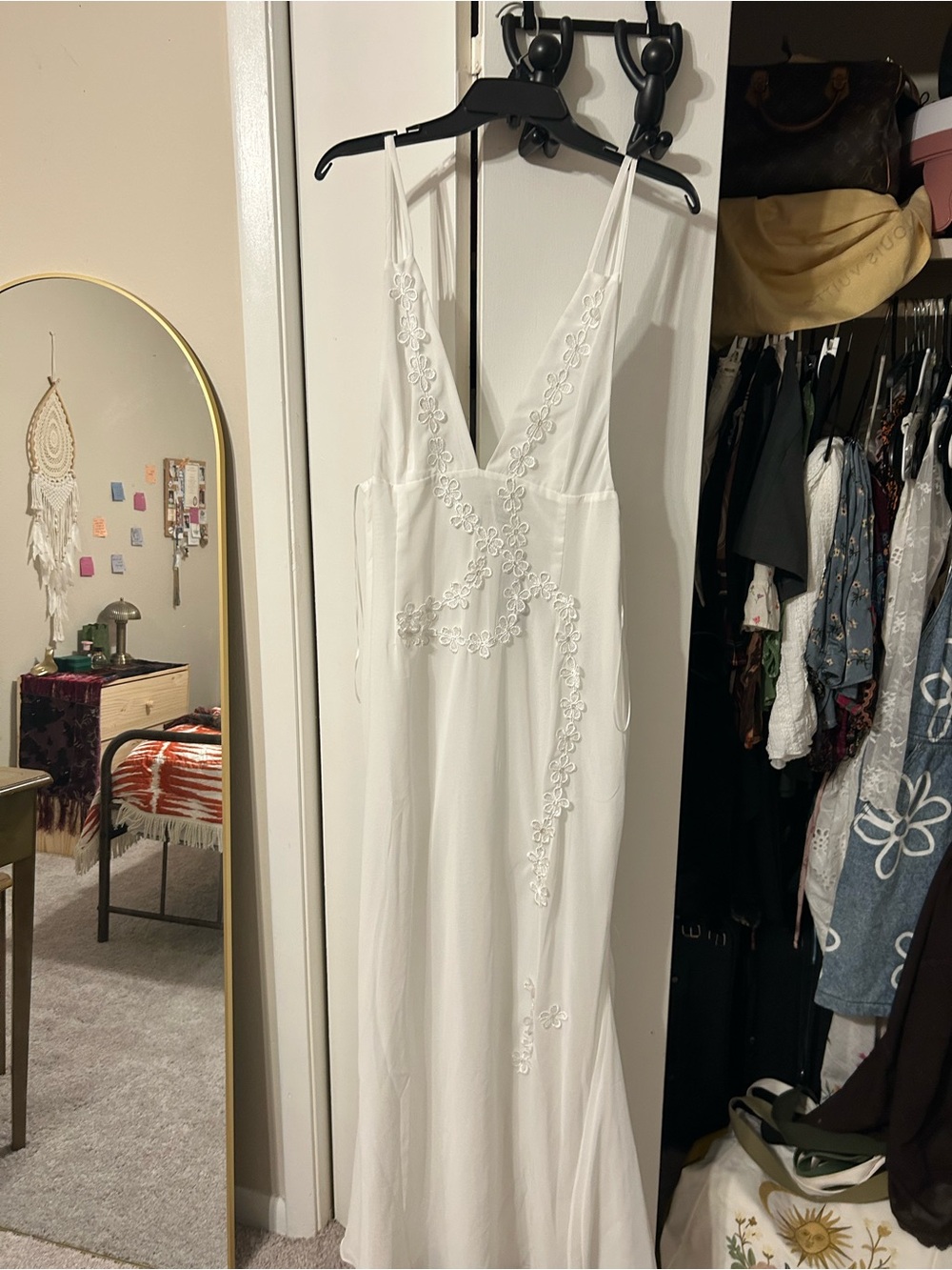 PrettyLittleThing White Floral Embroidered Maxi Dress